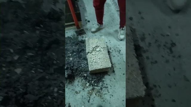 А сколько ударов выдержит газоблок, пеноблок, полистиролблок? смотреть онлайн