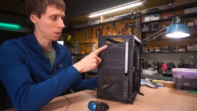 КОМПАКТНЫЙ КОРПУС для БОЛЬШОЙ ВИДЕОКАРТЫ смотреть онлайн