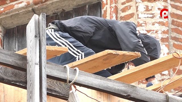 Сохранить древнее здание для дальнейшего восстановления