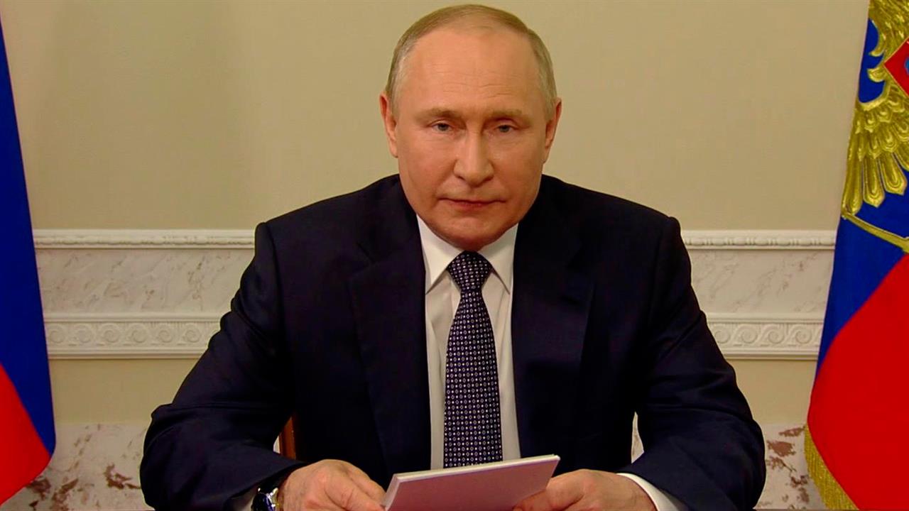 Владимир Путин поздравил медицинских работников с профессиональным праздником