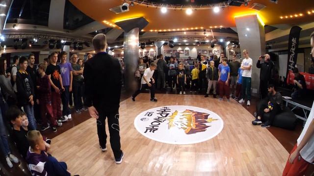 отборы - bboy Boomer vs I-Van vs Impulse vs Space Dan - брейкданс батлы AUTUMN WARS смотреть онлайн