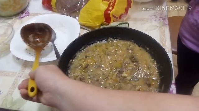 Кровяная колбаса.Суп из утки.Жаркое.Пирожки с капустой .Поделки в школе. смотреть онлайн