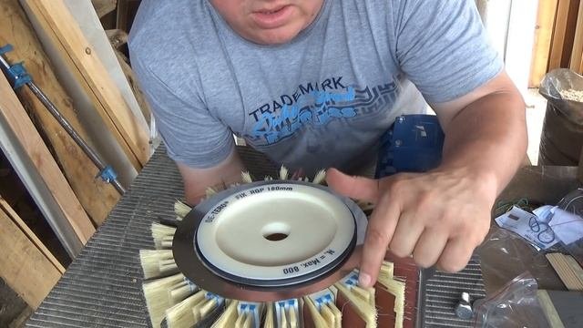 Станок для шлифовки криволинейных заготовок  Полная версия