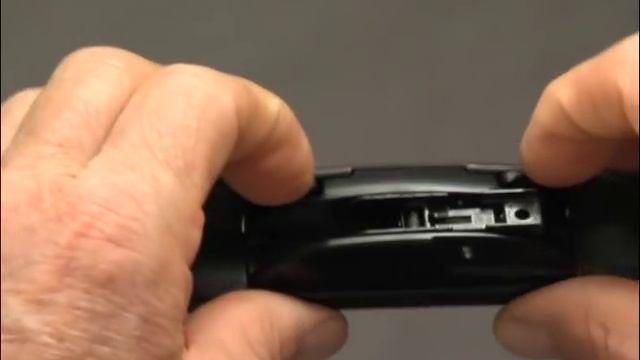 TRICO Onyx Blade Push Button Wide Installation Video смотреть онлайн