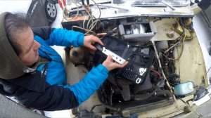 Как завести машину с посаженым аккумулятором при помощи Carku Elite E-Power