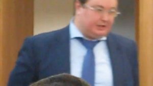 Ректор ВУЗа превратился в студента-троечника