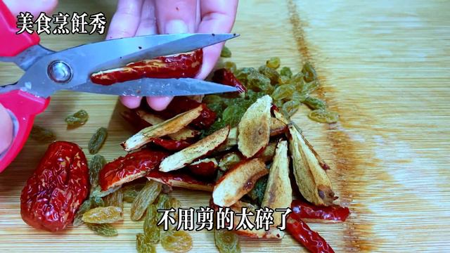 無法抗拒的紅豆糯米糕 😋 軟糯香甜，比吃肉還解饞，讓人回味無窮，❗【美食烹飪秀】，#紅豆食譜，#紅豆料理，#紅豆糯米糕的做法，#food，#美食，#chinesefood，#紅豆糯米糕，#讓人垂涎欲