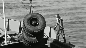 1969 год. Тюмень. Речпорт. Грузы на север