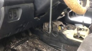 Где находится диагностический разъём obd 2 на автомобиле Mitsubishi Lancer 9