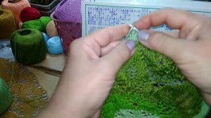 Ажурные салфетки спицами . Салфетка 16 ( часть 4).