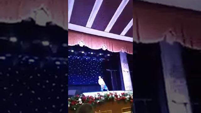 Солнечные дети: танцует Артем Алексеенко смотреть онлайн