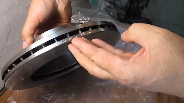 Тормозные диски на Мерседес, новье! смотреть онлайн