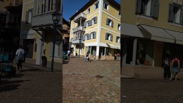 Ortisei, Südtirol, Italy ... city square