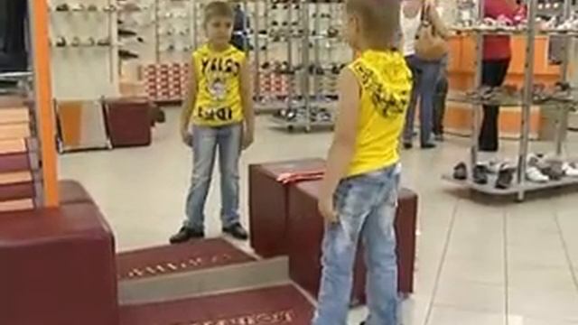 Юничел. Детская обувь смотреть онлайн