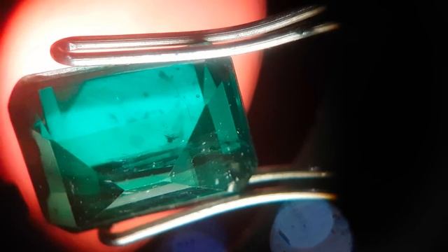 Как отличить настоящий изумруд от подделки от имитации от синтетики или Дуплет стекло и кварц смотреть онлайн