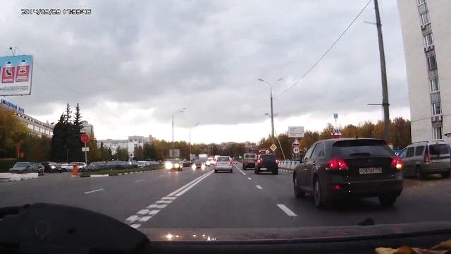 подрезал