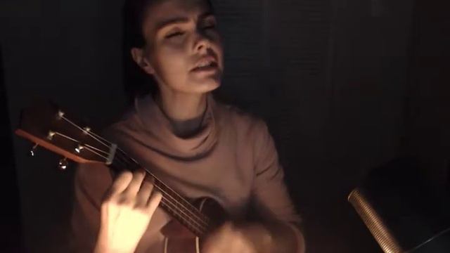 Can't Help Falling in Love (Ukulele Cover) смотреть онлайн