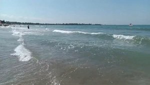 Пляж и море в Сиде в мае.