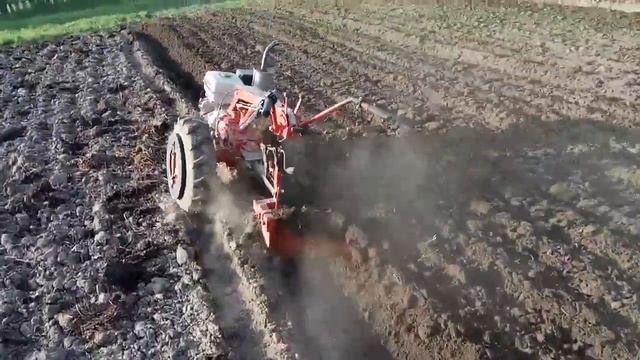 15 октября 2019 г. мотоблок Мтз 09н с односторонним конным плугом. смотреть онлайн