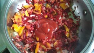 Борщ с болгарским перцем и свеклой