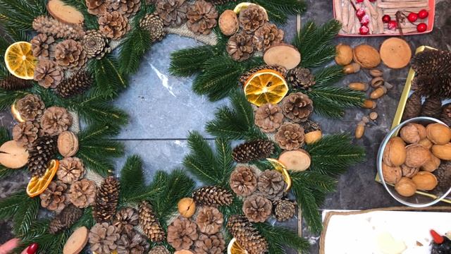 МК ОГРОМНЫЙ НОВОГОДНИЙ ВЕНОК СВОИМИ РУКАМИ  | ДЁШЕВО И БЫСТРО смотреть онлайн