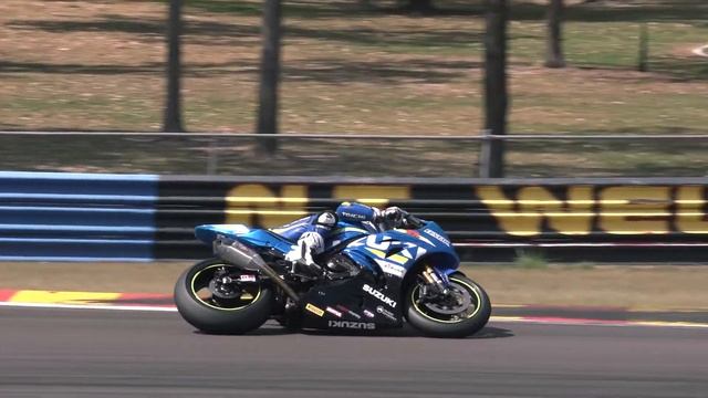 2017 Suzuki GSX-R1000R Dominates Rd 4 ASBK In Race Debut смотреть онлайн