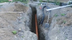 Замена наружной трубы канализации!