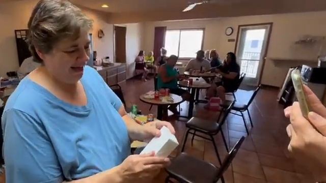 Работа в АМЕРИКЕ?? по программе work and travel 2023?? ХАУСКИПЕР: сложно ли работать? #америка смотреть онлайн