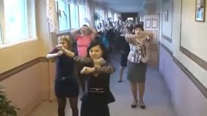 Танцевальный флешмоб учительниц на День учителя