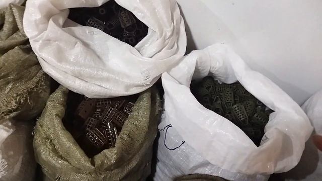 Бизнес в гараже.  Формы для изготовления пластиковых кормушек. Форма для кормушек с логотипом.