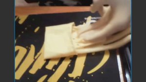 Как правильно одевать резиновые перчатки (или как этого делать не стоит)