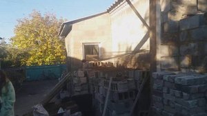 Строим гараж. Собираем из б.у шлакоблока.