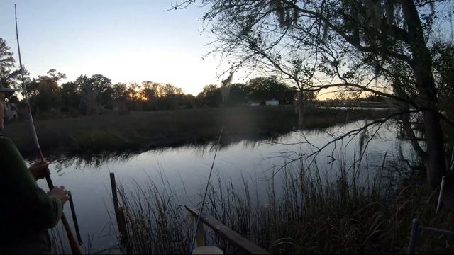 СТРОИМ ПРИЧАЛ НА РЕКЕ смотреть онлайн