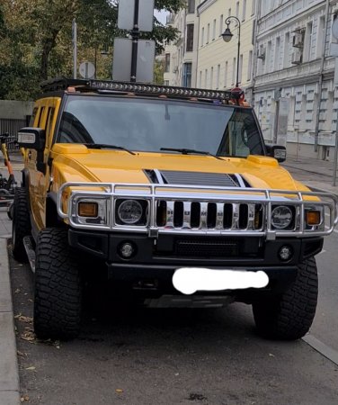 Hummer: желтый кирпич в бодром состоянии!