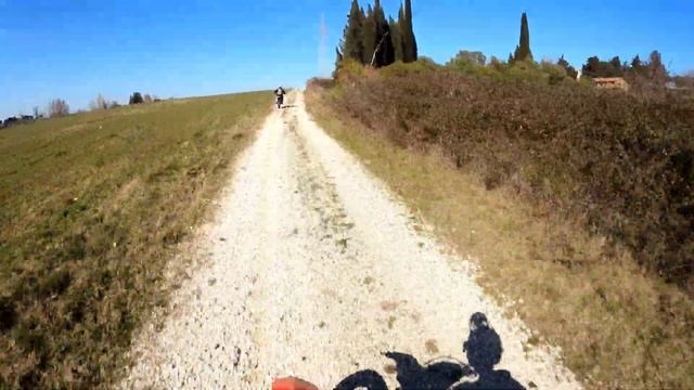 NUOVA MOTO. crf 250 2015, quasi enduro, proviamola. смотреть онлайн