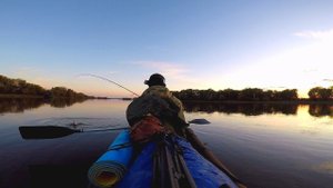 Рыбалка осенью на две ночи. Ловля щуки и судака. Рыбалка на каяке.