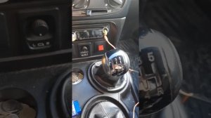 что может стучать ?? не могу найти нива шевроле.