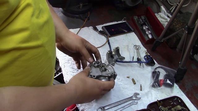 Чистка разборка зборка настройка карбюратора Suzuki Avenis 150 смотреть онлайн