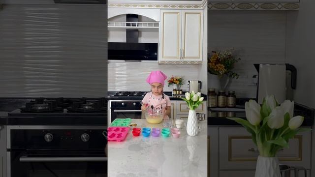 Готовим пирог с изюмом | Готовка с Зарой ♥️ смотреть онлайн