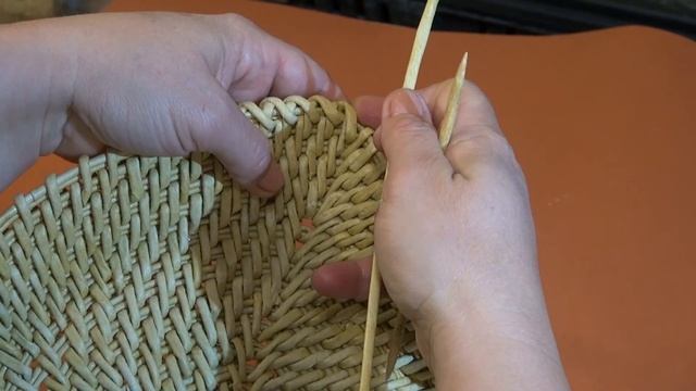 Елена Тищенко. Загибка "крестик" в корневом плетении. смотреть онлайн