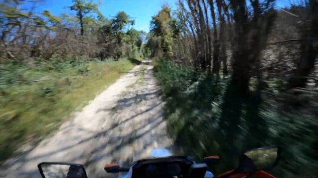 TET France Section 22 on Suzuki DR 650 RS Kickstart Only ´90 смотреть онлайн