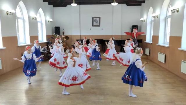 «Ой блины, блиночки мои»   Образцовый хореографический ансамбль «Реченька» ДШИ им. Гречанинова А. Т
