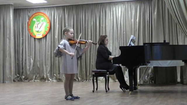 Вахитова Карина УДШИ им.В.Н.Пегова; А Комаровский "Концерт" смотреть онлайн