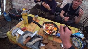 ЭКСТРИМАЛЬНАЯ РЫБАЛКА ,ДВОЕ СУТОК НА РЕКЕ!РЫБАЛКА С ПАЛАТКОЙ, ПЕЧКОЙ И УХОЙ, РЕКА - ИРТЫШ !НОЯБРЬ..