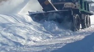 Как чистят дороги в Алексеевке. Урджар.