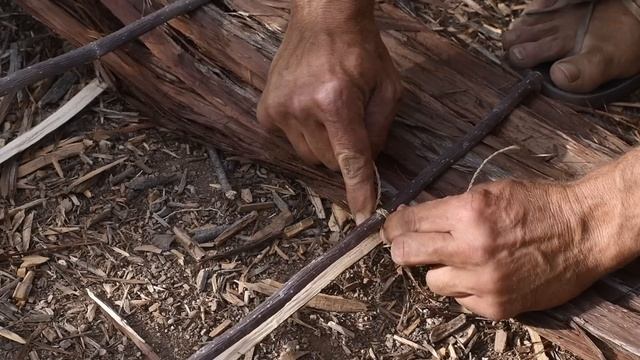 Making a Bark Door for the Adobe Hut (episode 40) смотреть онлайн
