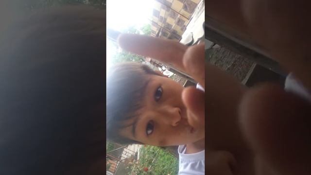 Устроили пранк Подглядываем девочек смотреть онлайн