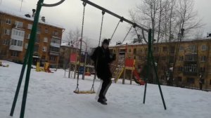 Как научиться делать Заднее сальто на качели за 8 минут!