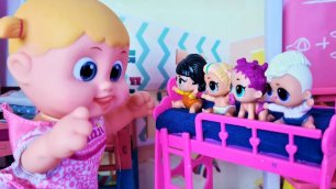 Мультик про куклы для детей пупсик не даёт играть малышам детский садик кукол