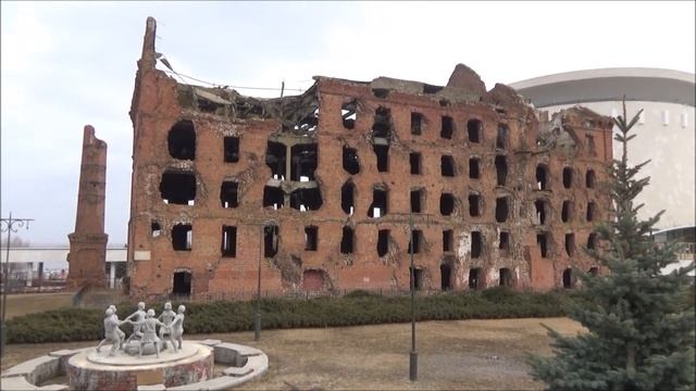 Музей-панорама «Сталинградская битва» (2021) смотреть онлайн